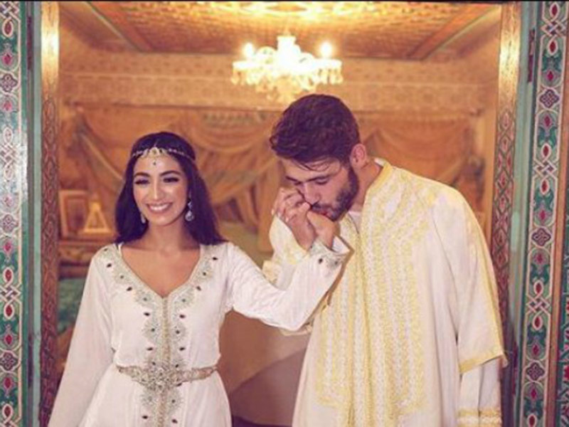 اضغط لمشاهدة الفيديو: شجار على الهواء بين نجمتي "إكس فاكتور" و"ستار أكاديمي"